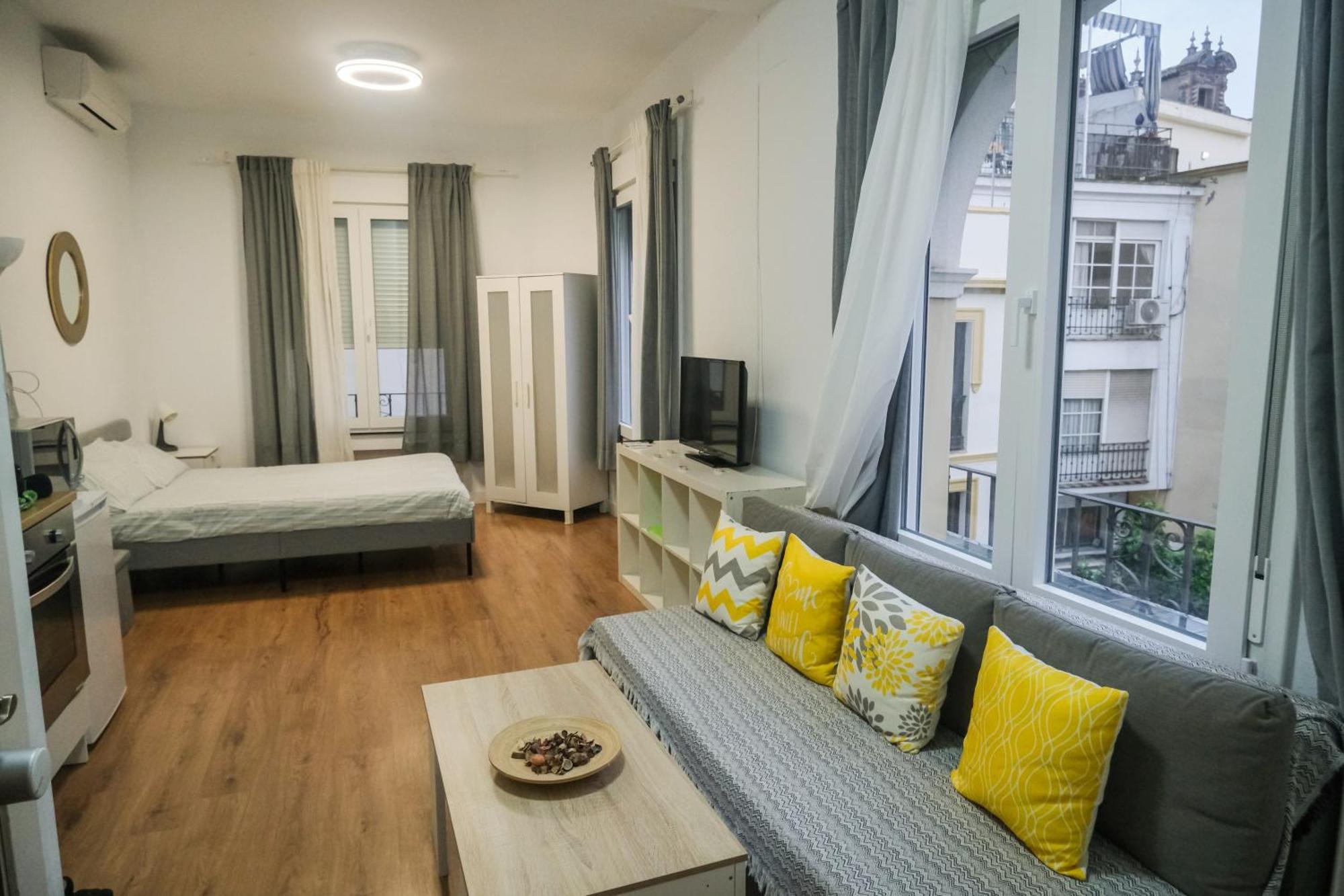 סביליה Apartamentos San Roque מראה חיצוני תמונה